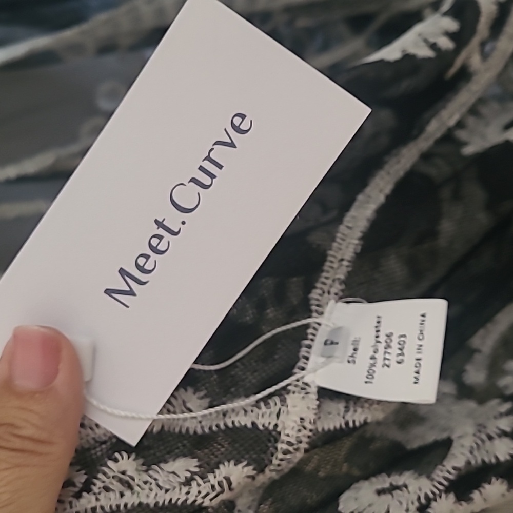 NWT Meet Curve Viral Cover up - Picture 11 of 11
